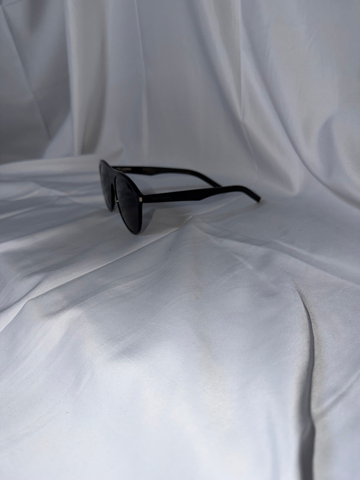 Saint Laurent Black Round Sunglasses