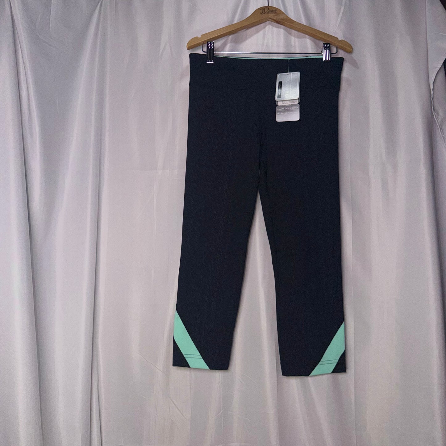 Under Armour Women’s Leggings Brand Nes Black and Mint