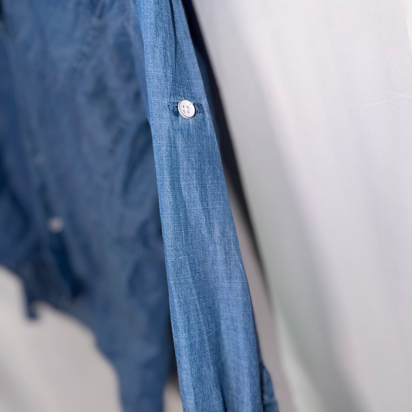 Elie Tahari Denim Print Button Down Shirt