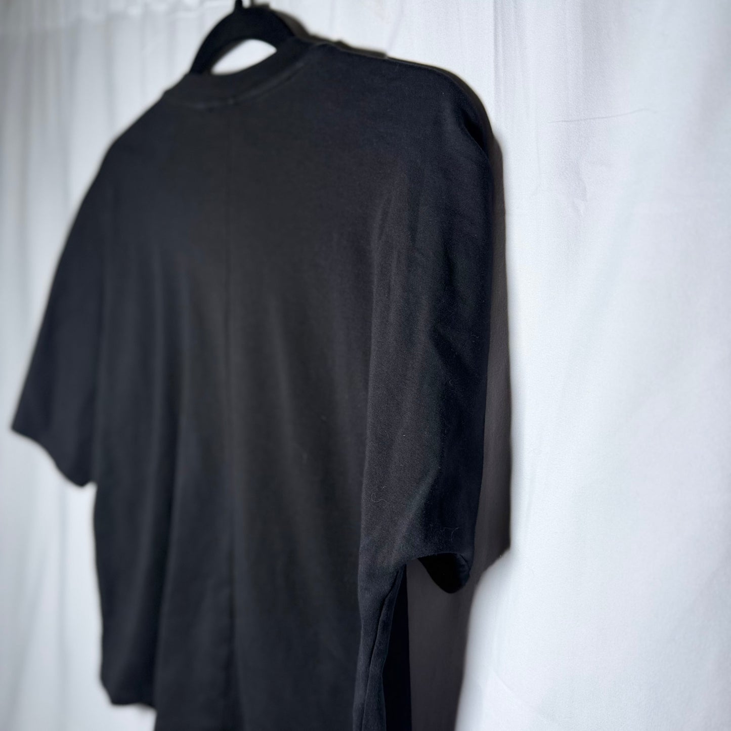 Theory Women’s Black T-Shirt