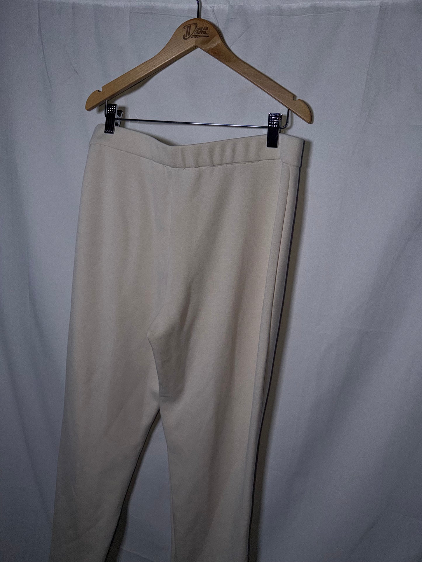 Elie Tahari Brand New Cream Lounge Pants