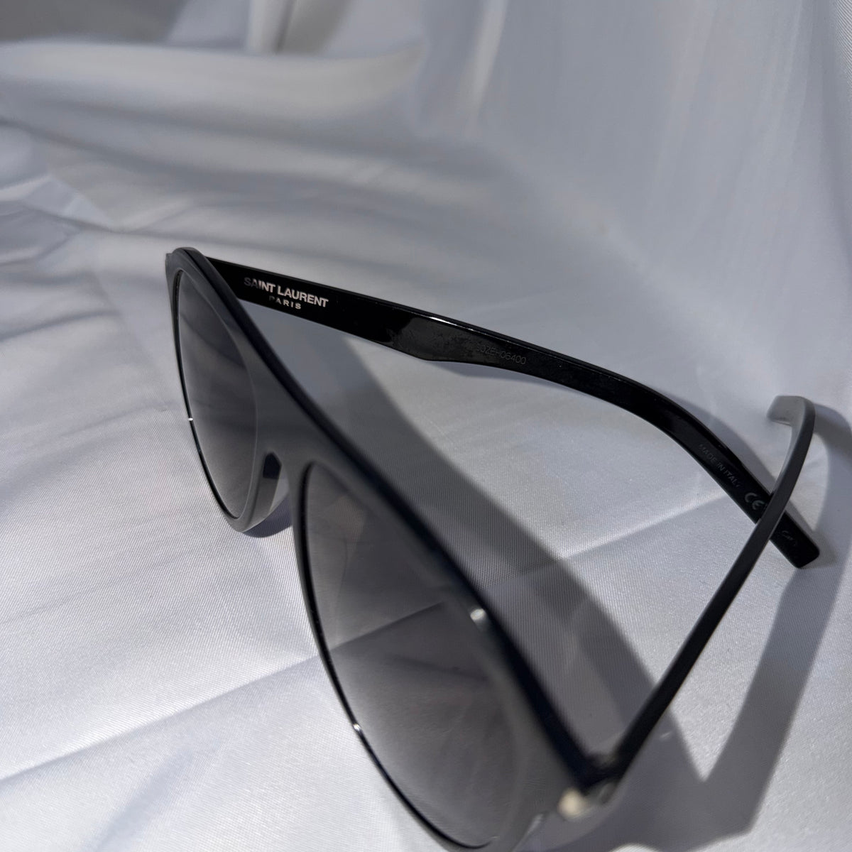 Saint Laurent Black Round Sunglasses