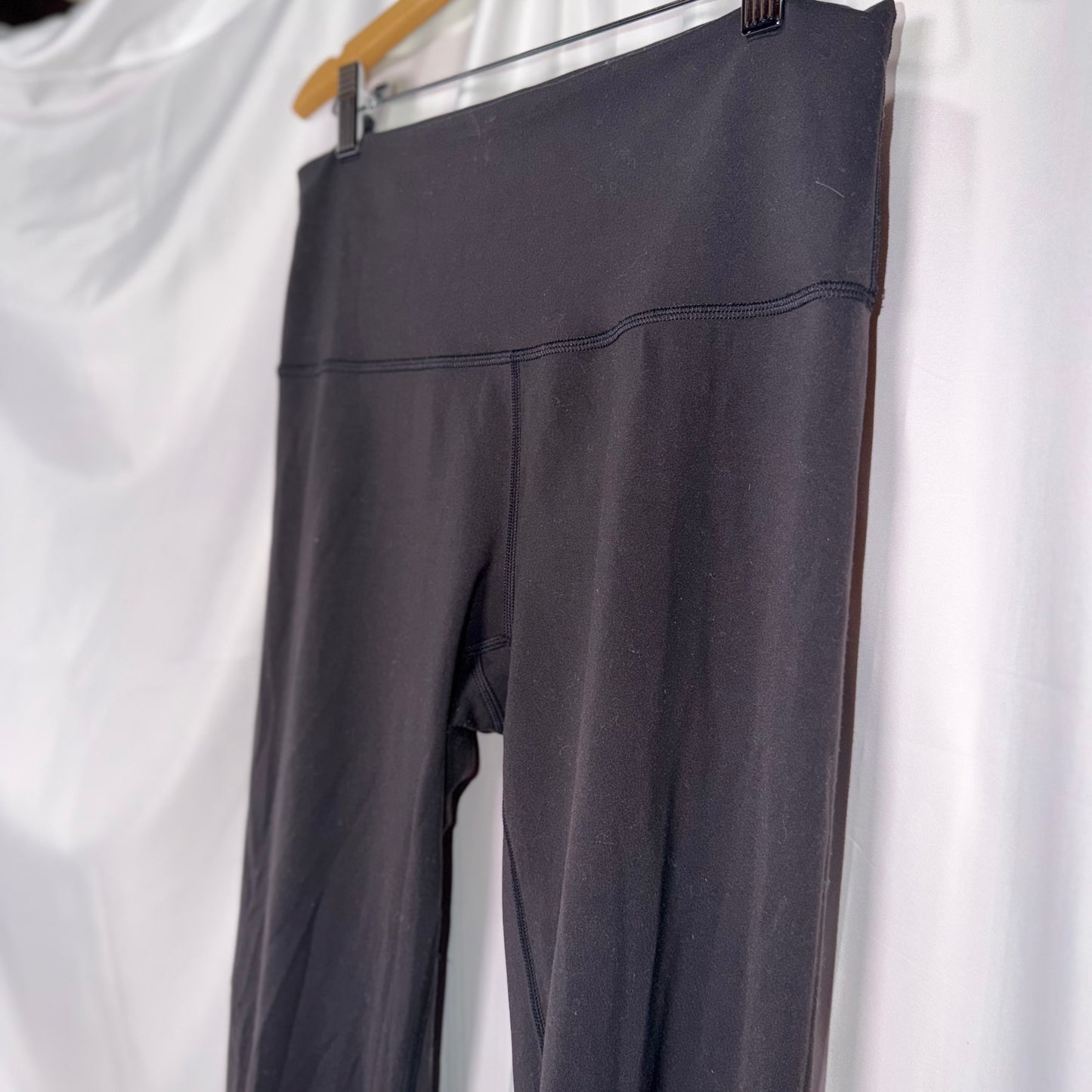 Lululemon Classic Black Align Leggings