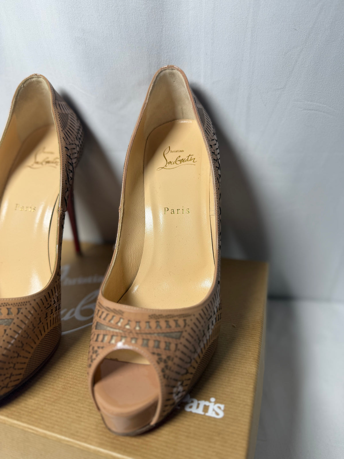 Christian Louboutin Suellena 120 Patenet/Suede Burma Size 39