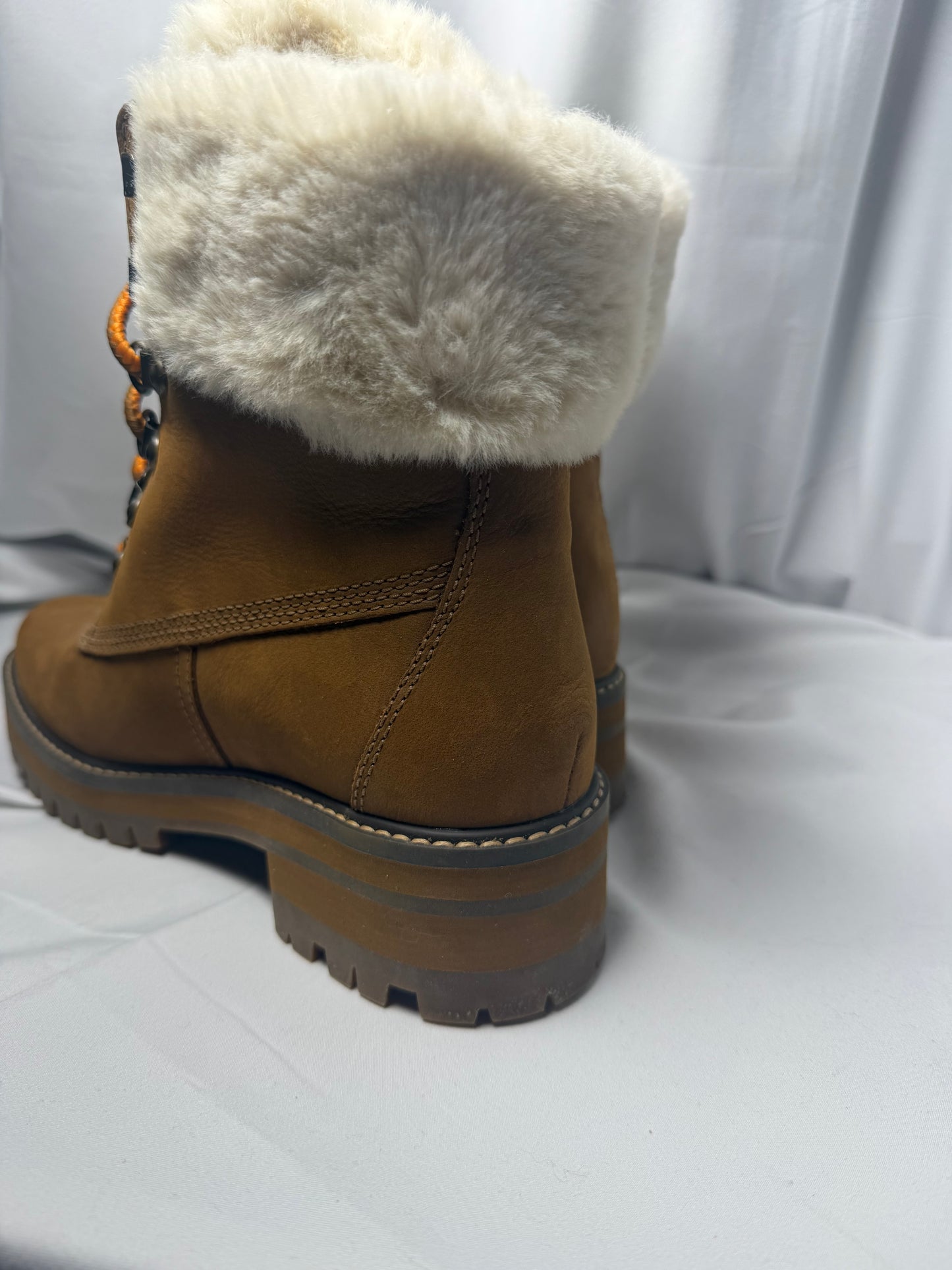 Timberland Women’s Boots Like New