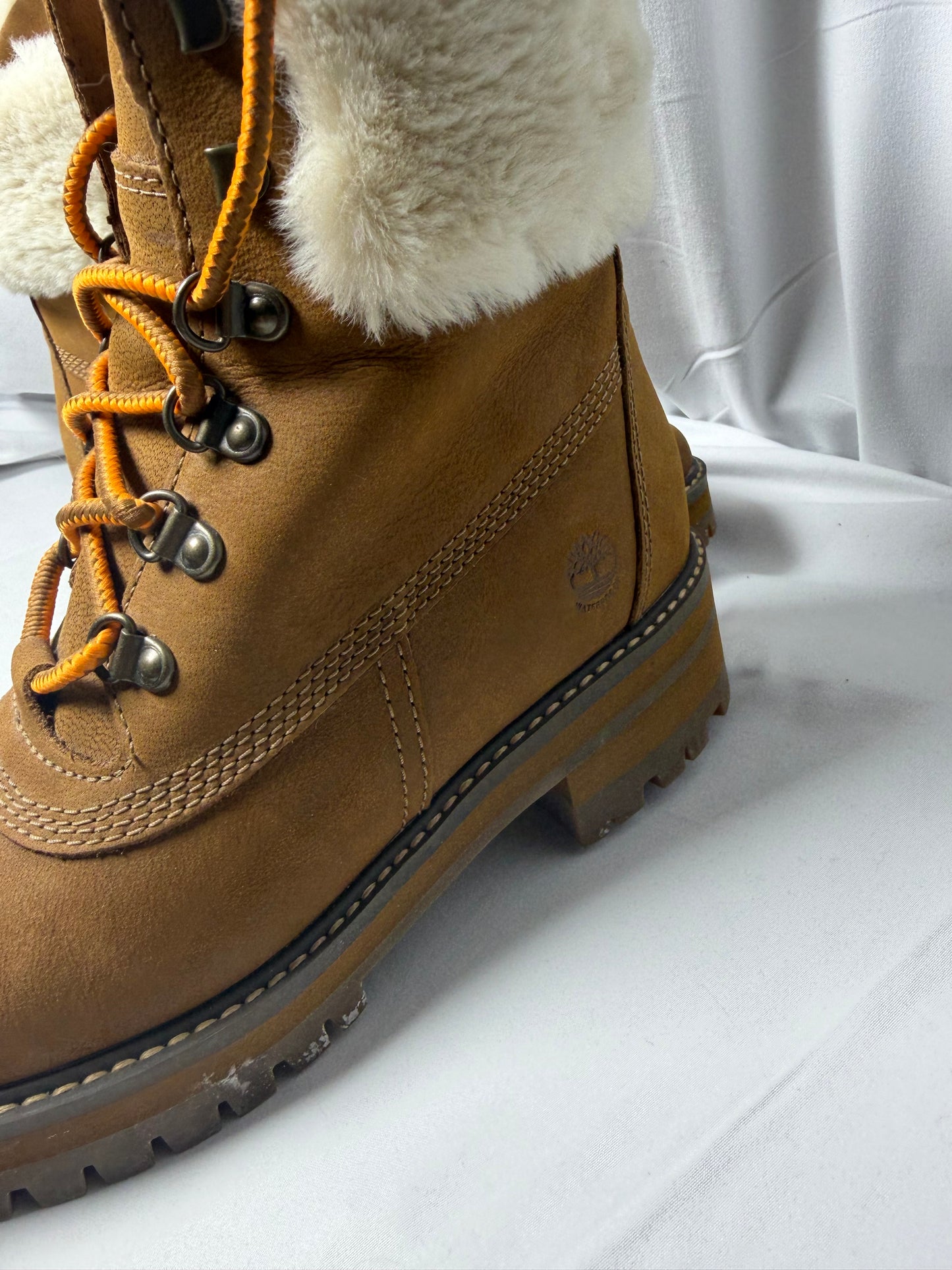 Timberland Women’s Boots Like New