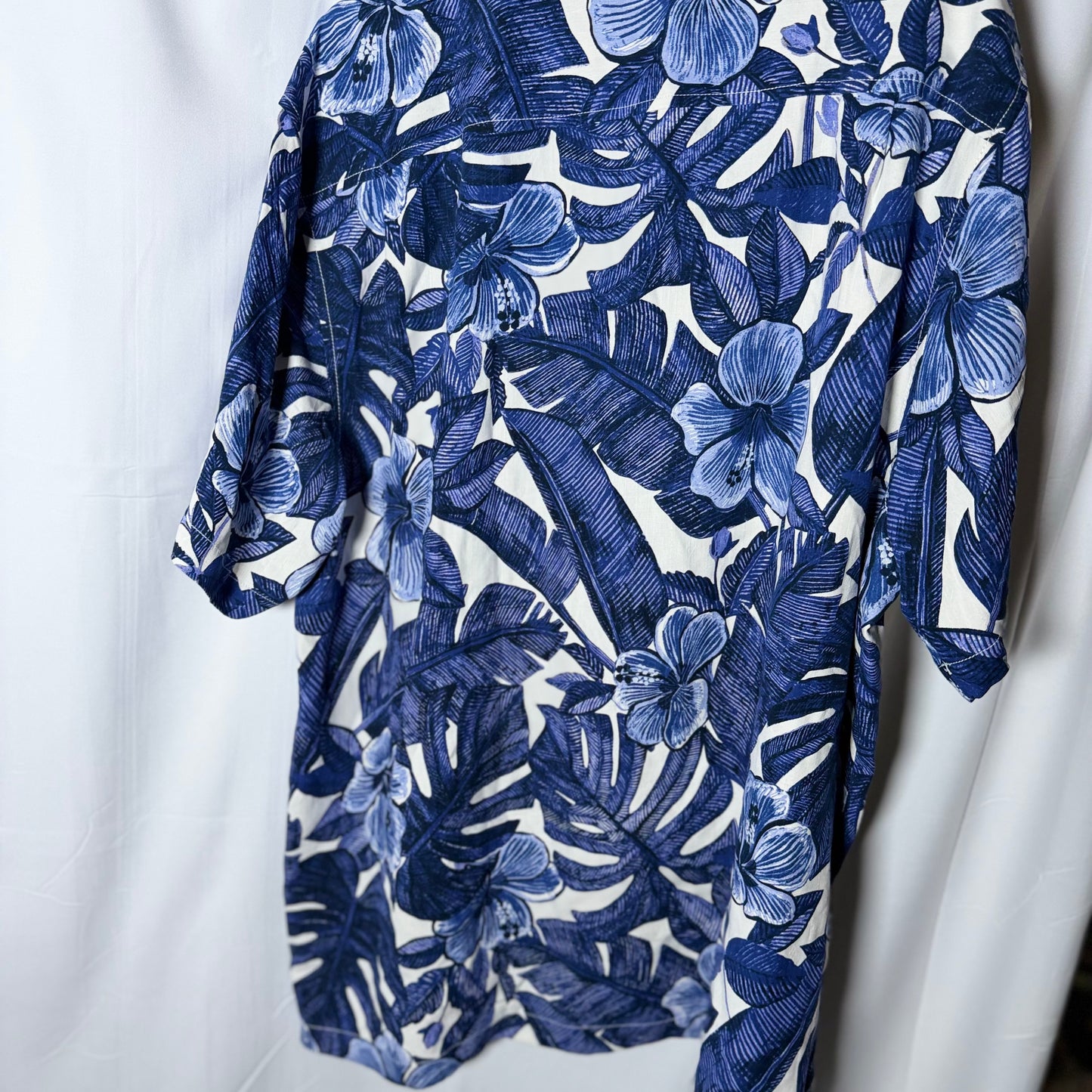 Tommy Bahama Brand New Silk Short Sleeved Button Down Shirt